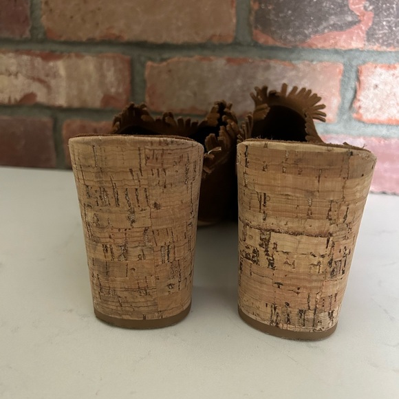 Tory Burch Femme Soft Suede Sandal heels - Picture 11 of 11